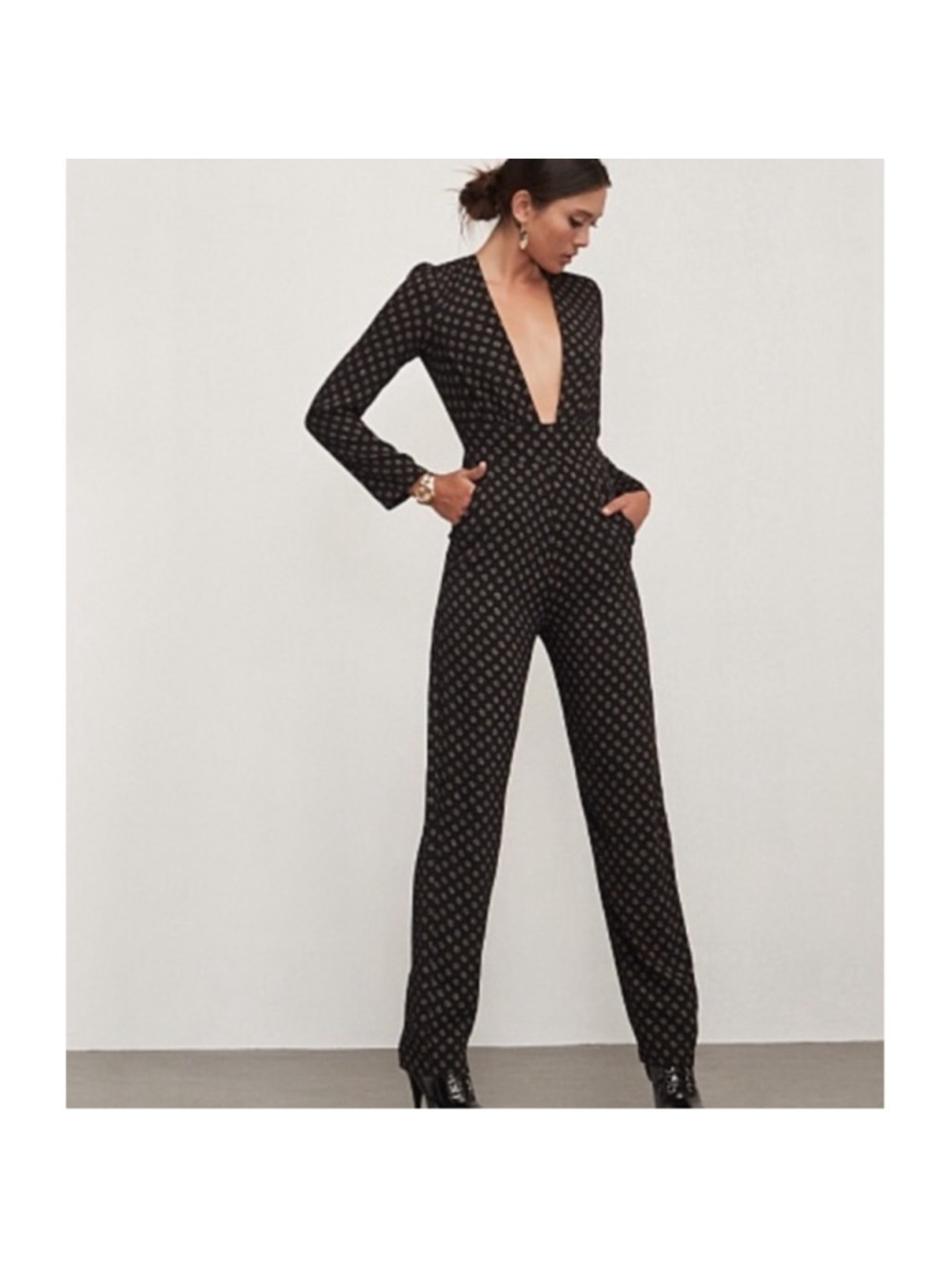 Women's Reformation Mayhem Jumpsuit Black Beige Star Print Size 4